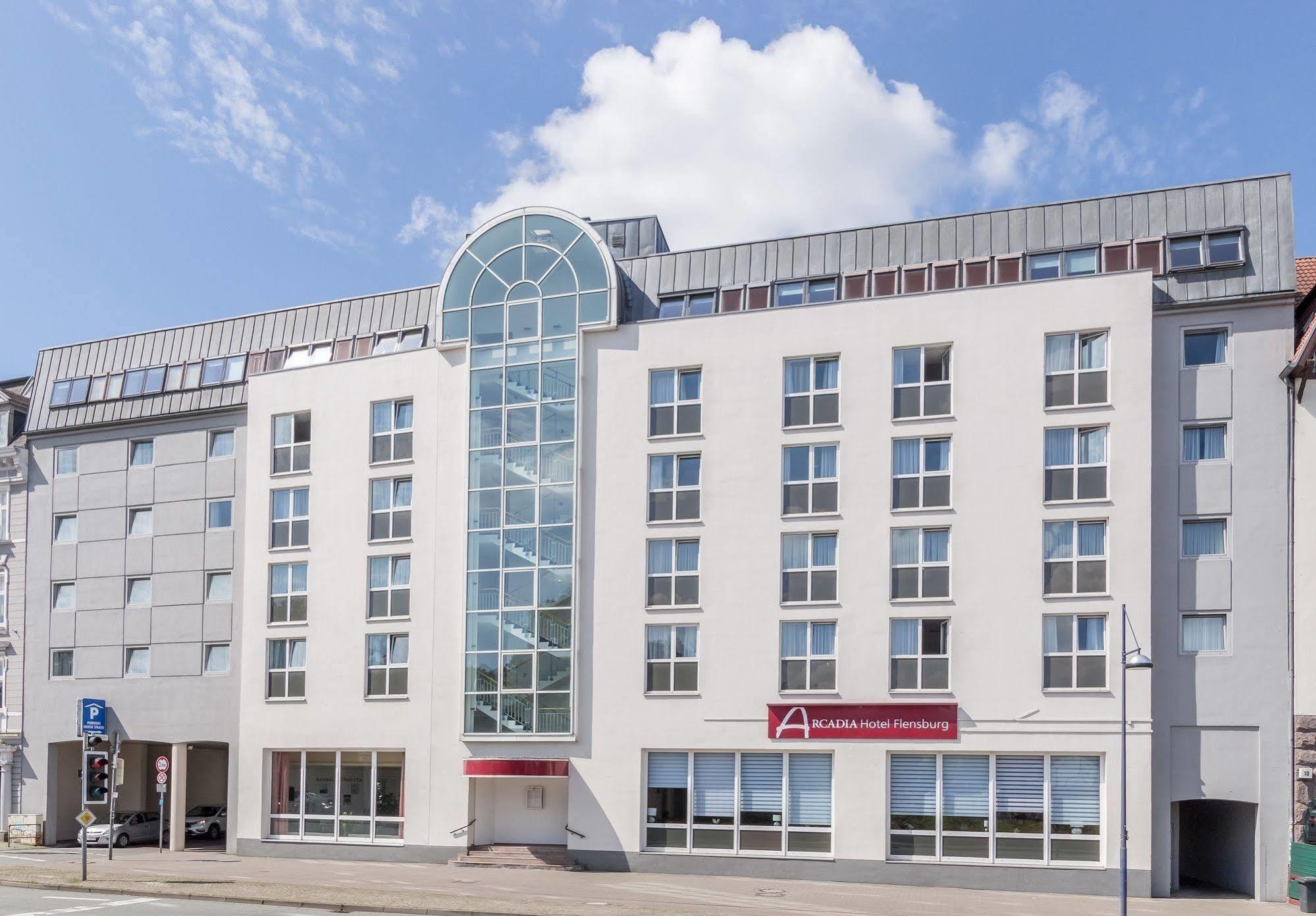 Ramada By Wyndham Flensburg City מראה חיצוני תמונה