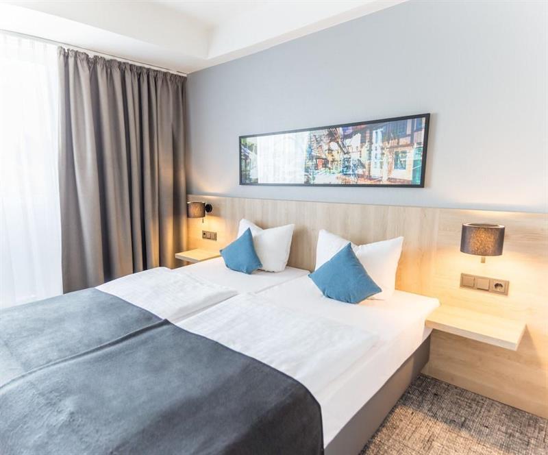 Ramada By Wyndham Flensburg City מראה חיצוני תמונה